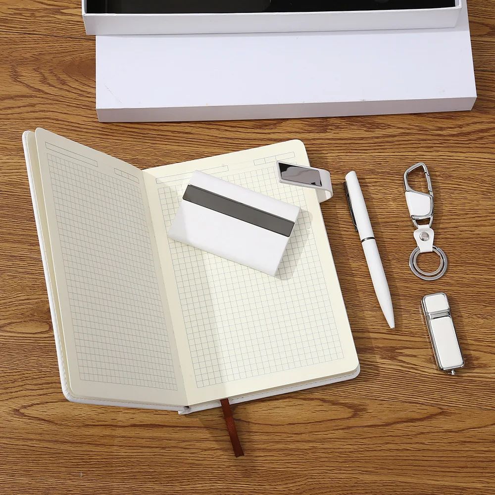 Pure White Business Luxury Set Keychain Pen Name Card Holder Premium USB Flash Drive Notebook OEM Logo Gift Set, product detail 3