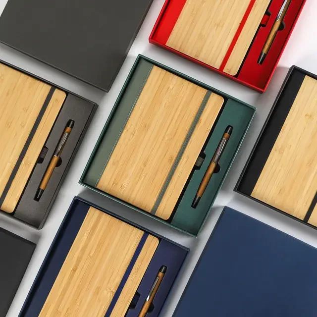 Bamboo Notebook Recyclable Wooden Cover Customized Environmental Notebooks A5 Eco Friendly Business Gift Set, product view 1
